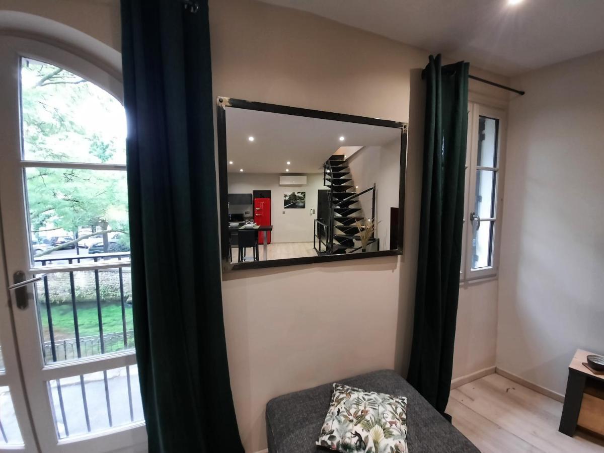 Le Loft Sur Les Quais Apartment *